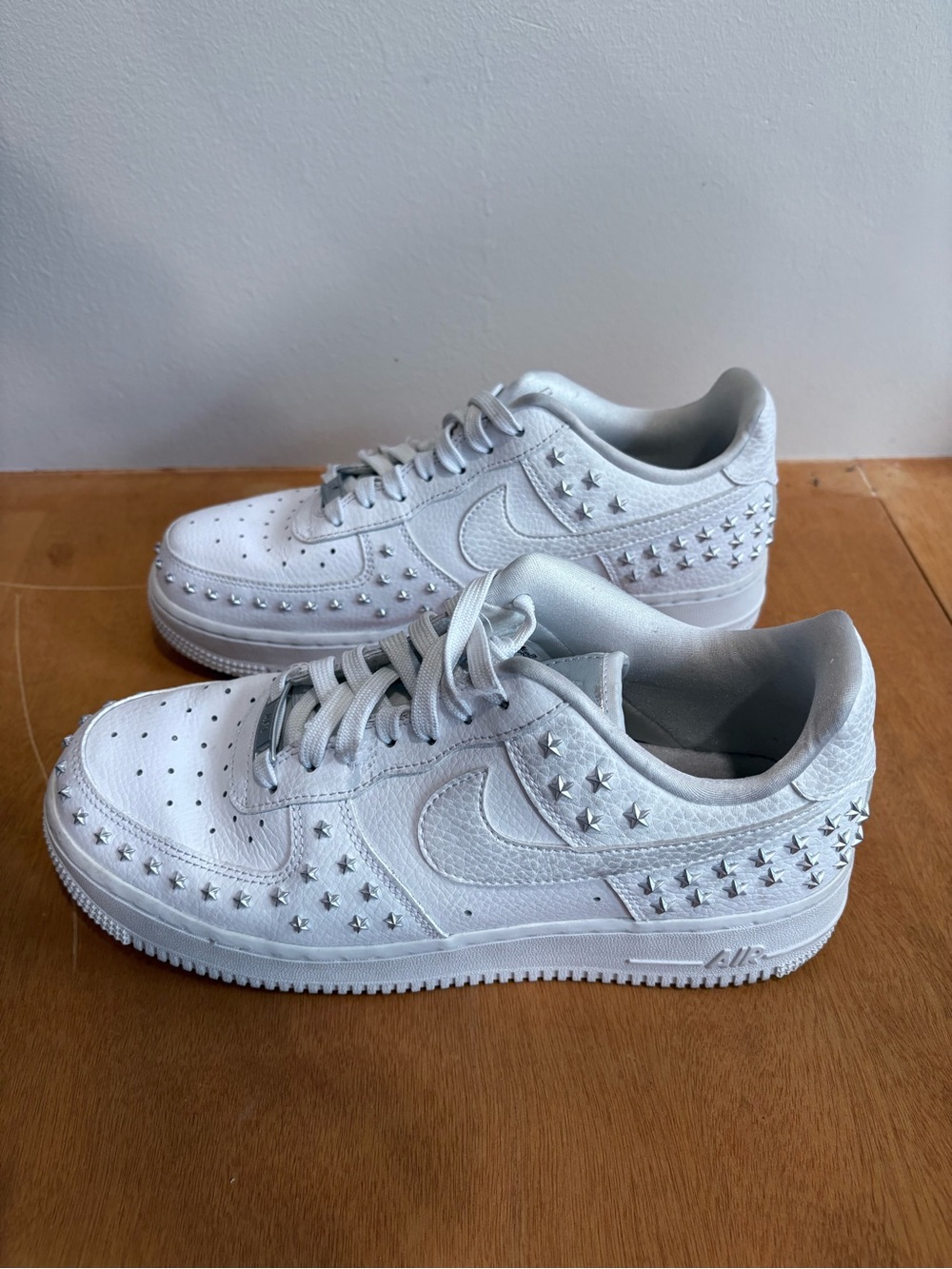 Nike Women’s White Leather Studded Air Force One Low-Top Sneakers